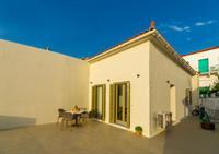 Hermes Suites Batsíon Dış mekan fotoğraf